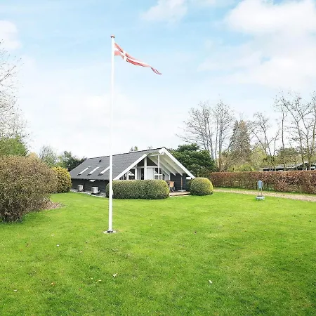 4 Person Holiday In Idestrup