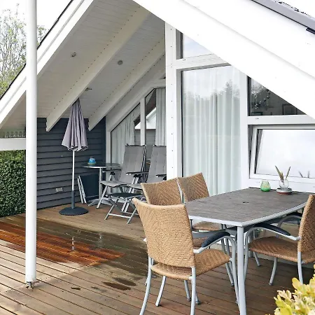 4 Person Holiday In Idestrup